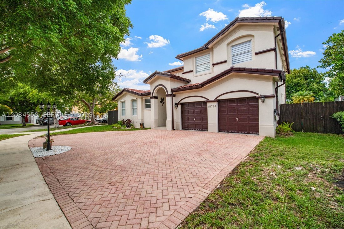 House in Miami, Florida, United States 1 - 18155530