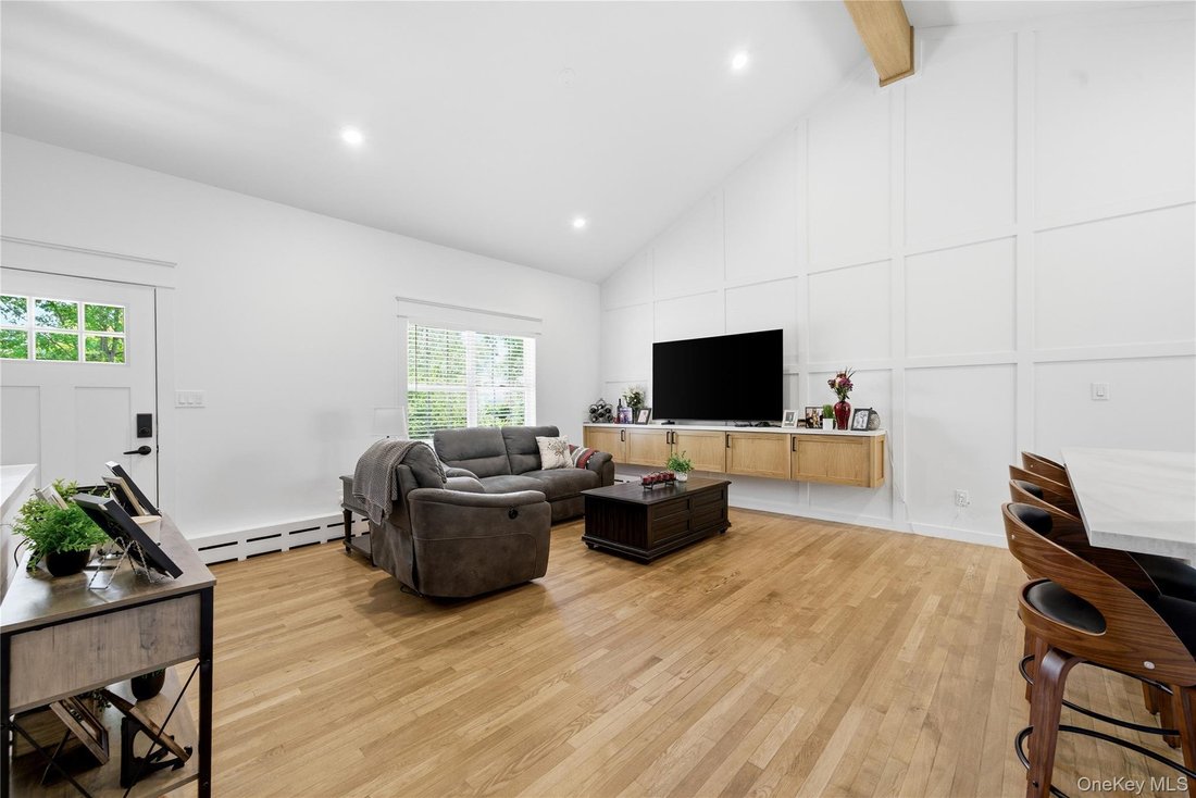 House in Rocky Point, New York, United States 3 - 18156074