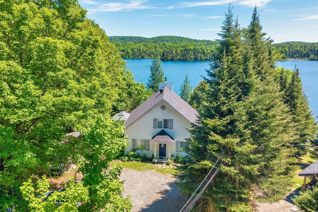 House in Lac-Supérieur, Quebec, Canada 2 - 18160469