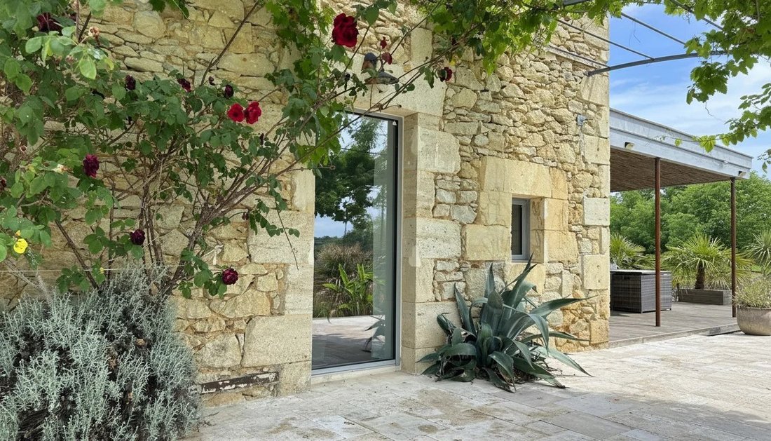 House in Saint-Germain-de-Grave, Nouvelle-Aquitaine, France 5 - 18158217