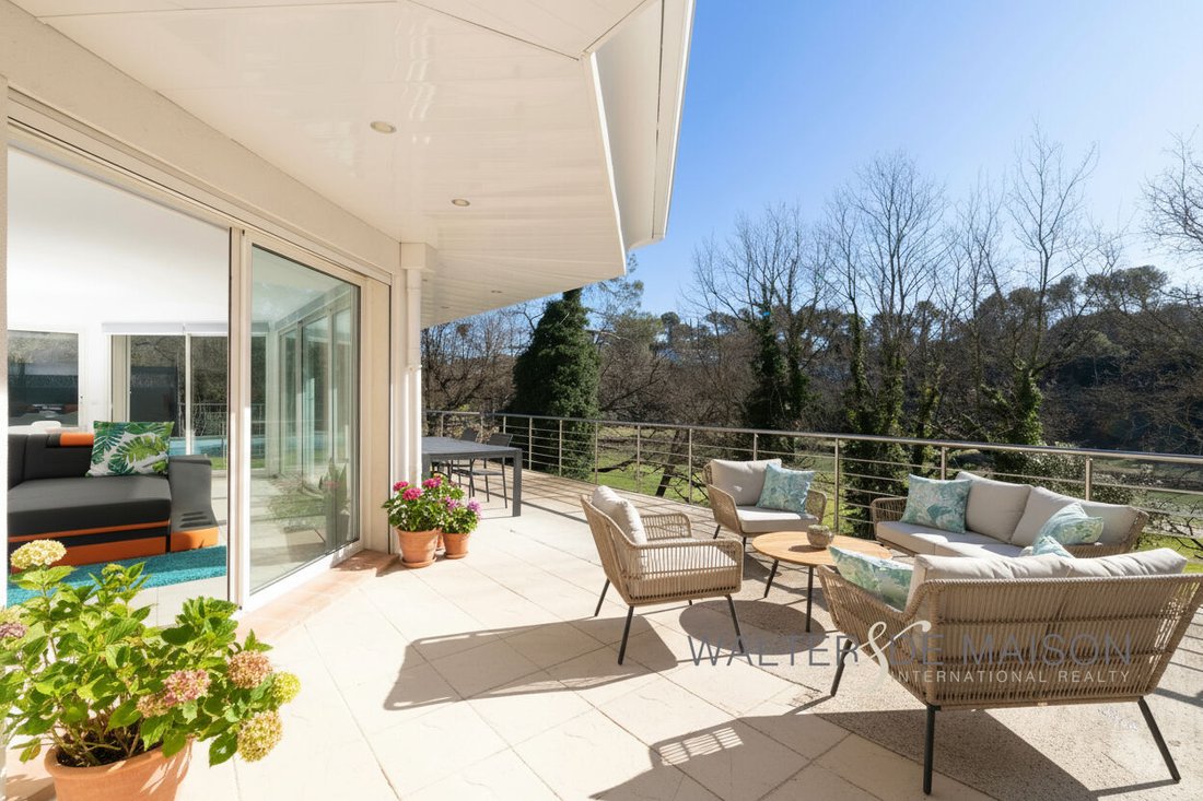 Villa in Flassans-sur-Issole, Provence-Alpes-Côte d'Azur, France 3 - 18160800