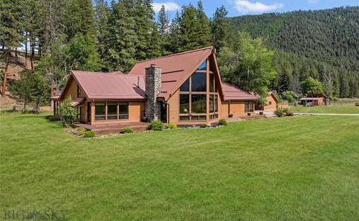 House in Clinton, Montana, United States 1