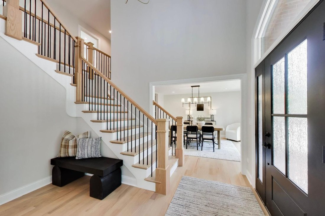 House in Aurora, Illinois, United States 3 - 18168968