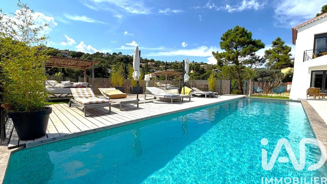 House in Les Issambres, Roquebrune-sur-Argens, France 4 - 18169341