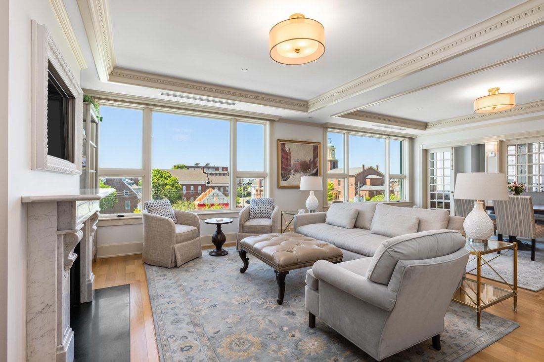 Condo in Portsmouth, New Hampshire, United States 5 - 18154128