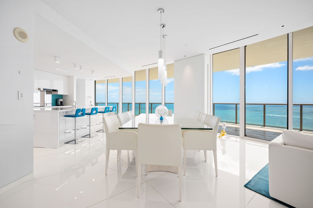 Condo in Bal Harbour, Florida, United States 4 - 18154085