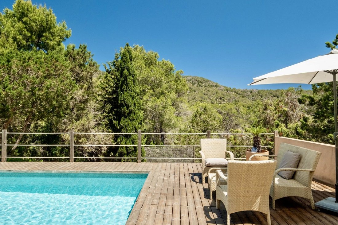 Villa in Cala Mastella, Santa Eularia des Riu, Balearic Islands 4 - 16048269