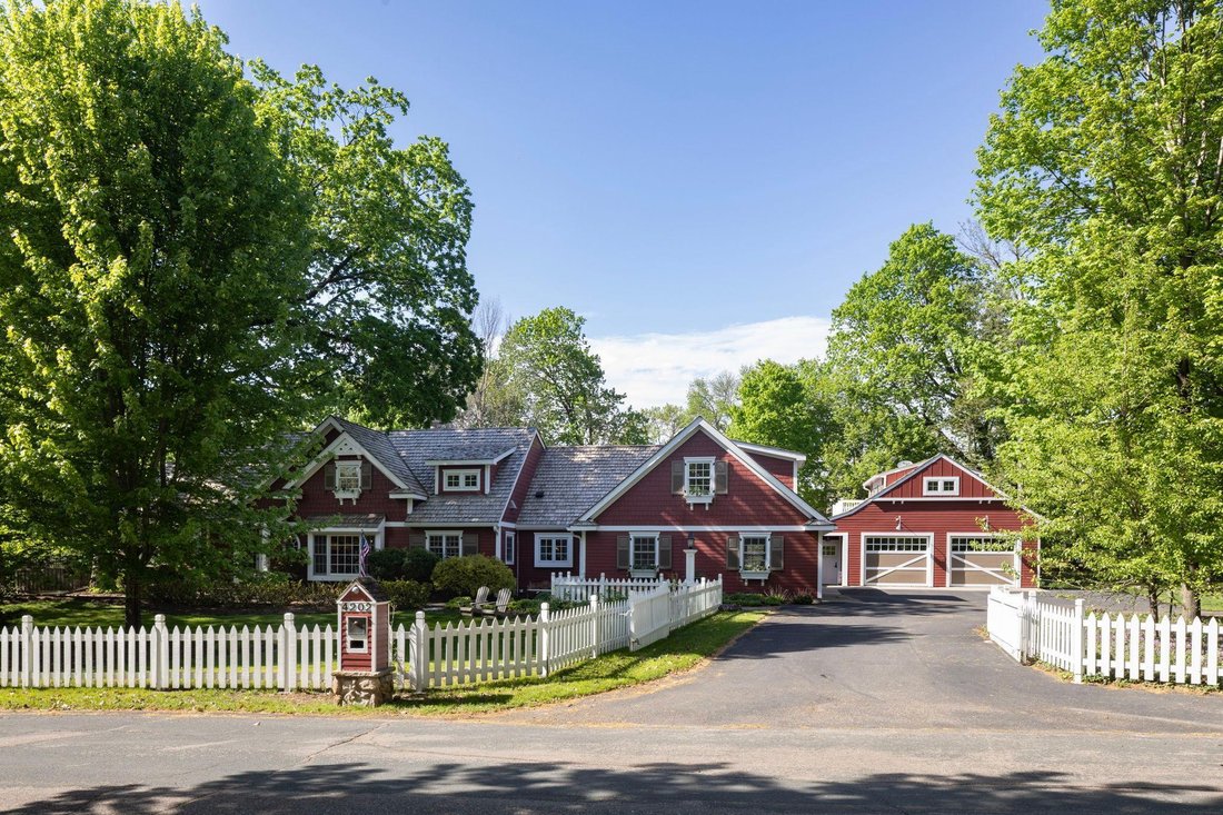 House in Deephaven, Minnesota, United States 2 - 18169726