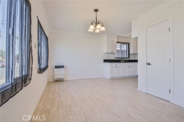 Los Angeles, California, United States 5 - 18157575