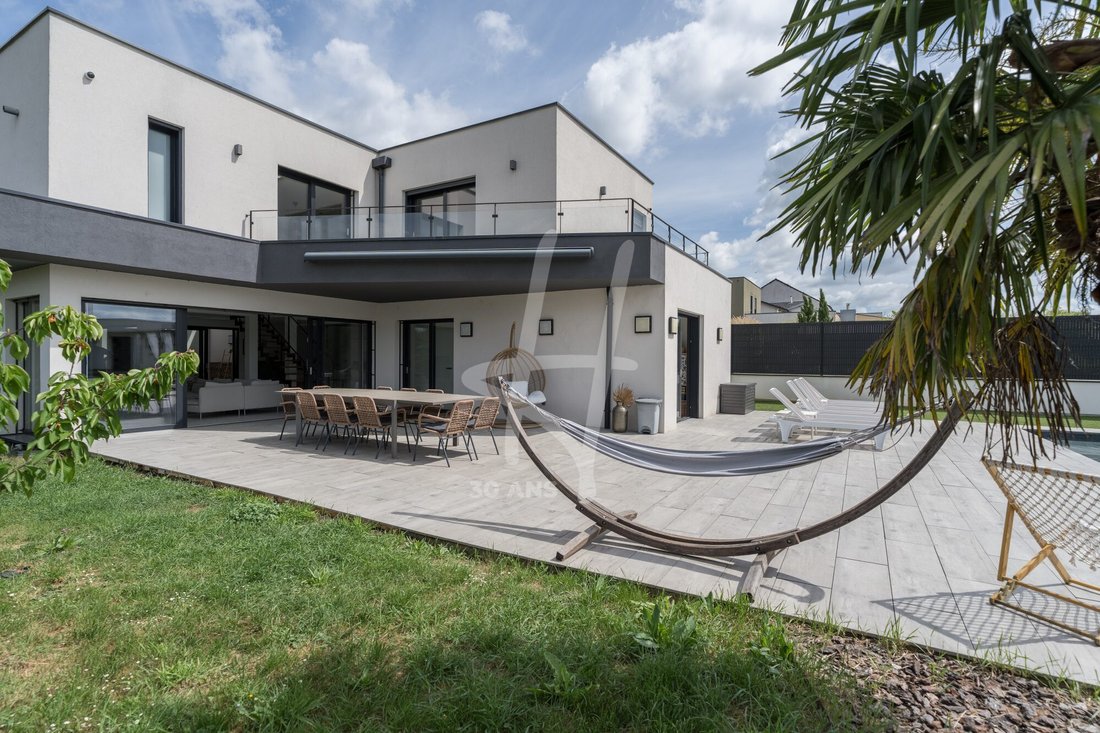 Villa in Chailly-les-Ennery, Grand Est, France 2 - 18171624