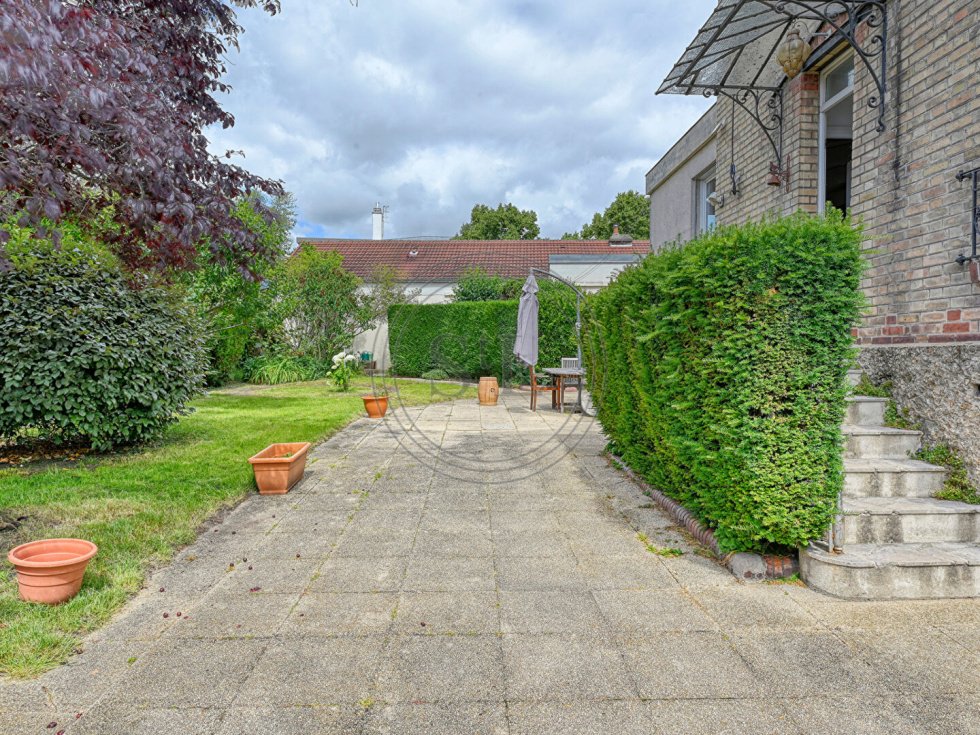 Casa a Domaine Nazionale del Castello, Versailles, Francia 2 - 18167308