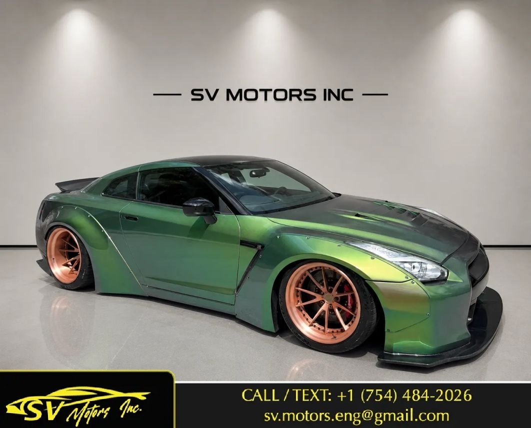 Coupe in Hollywood, FL, United States 1 - 18161126
