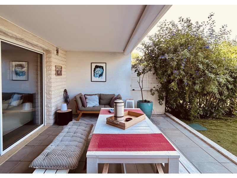 Apartment in Pointe Rouge, 8e Arrondissement, Marseille 2 - 18155839