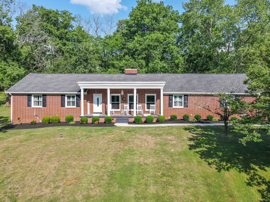 House in Belfast, Tennessee, United States 1 - 18166968
