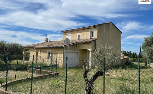 Villa in Valensole, Provence-Alpes-Côte d'Azur, France 1
