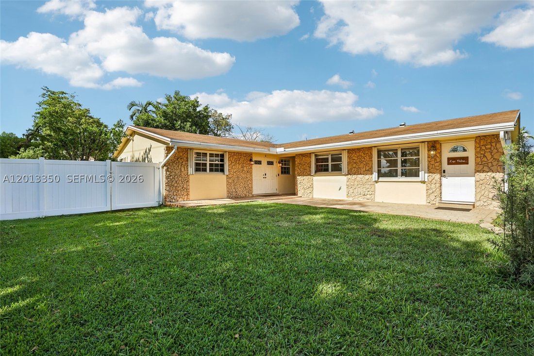 Apartment in Dania Beach, Florida, United States 2 - 17846372