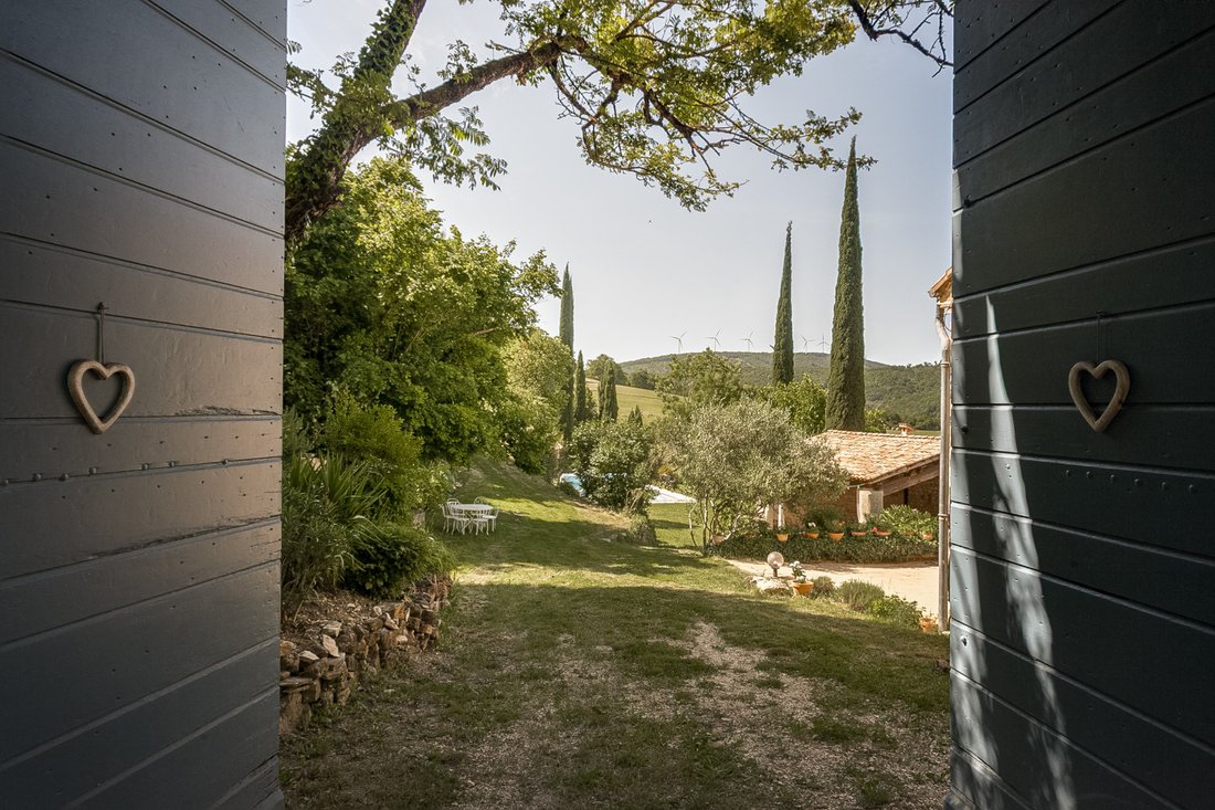 Villa in Nevons-route d'Apt, L'Isle-sur-la-Sorgue, France 4 - 18168769
