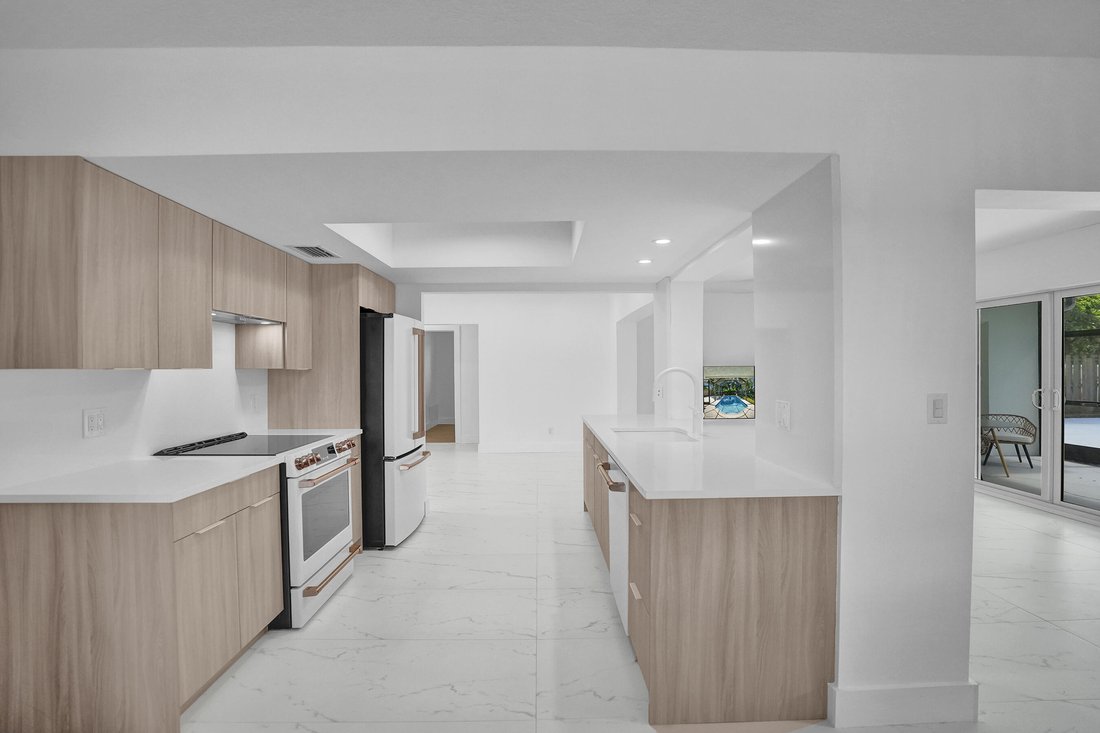 House in Hollywood, Florida, United States 3 - 18166898