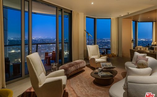 Condo in Los Angeles, California, United States 1