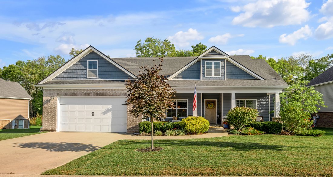 House in Versailles, Kentucky, United States 1 - 18155618