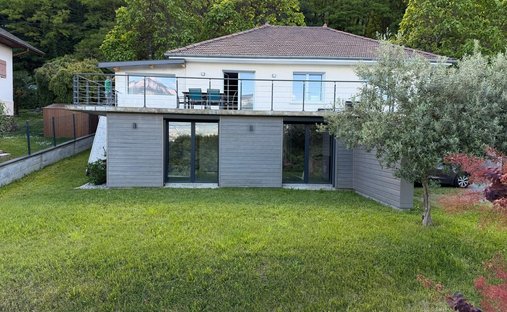 Casa a Le Bourget-du-Lac, Auvergne-Rodano-Alpi, Francia 1