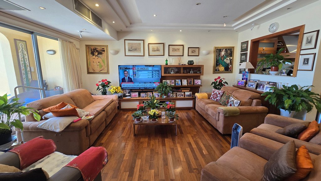 Apartment in Saint Julian's, Malta 3 - 18156750