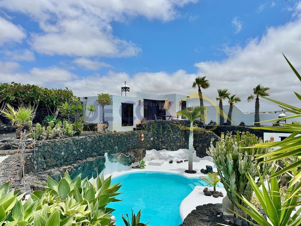Villa in Teguise, Canary Islands, Spain 3 - 18160719