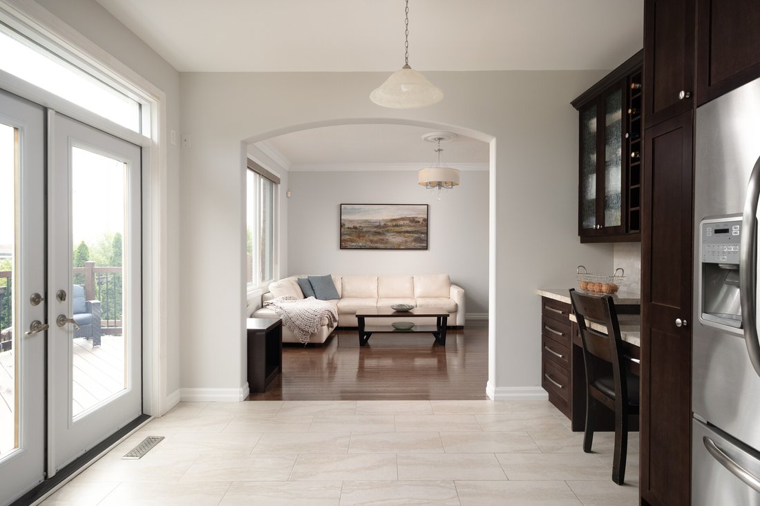 House in Milton, Ontario, Canada 1 - 18166089