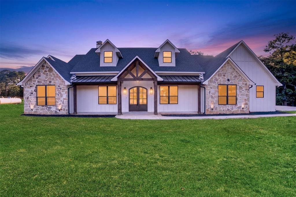 House in Longview, Texas, United States 1 - 18159360