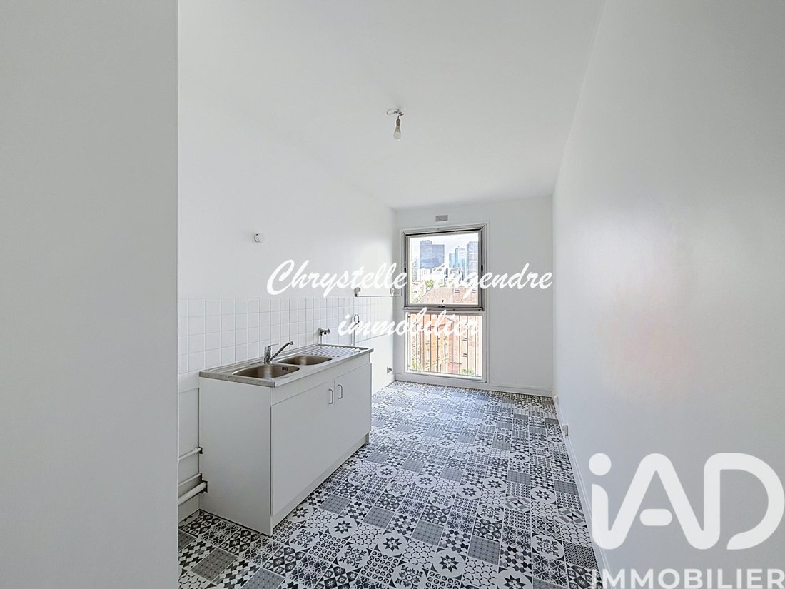 Apartment in Puteaux, Ile-de-France, France 4 - 18161270