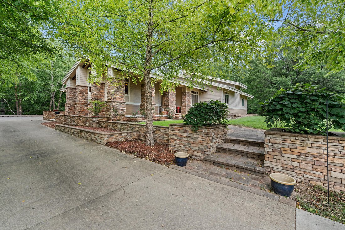 House in Springfield, Missouri, United States 4 - 18160005