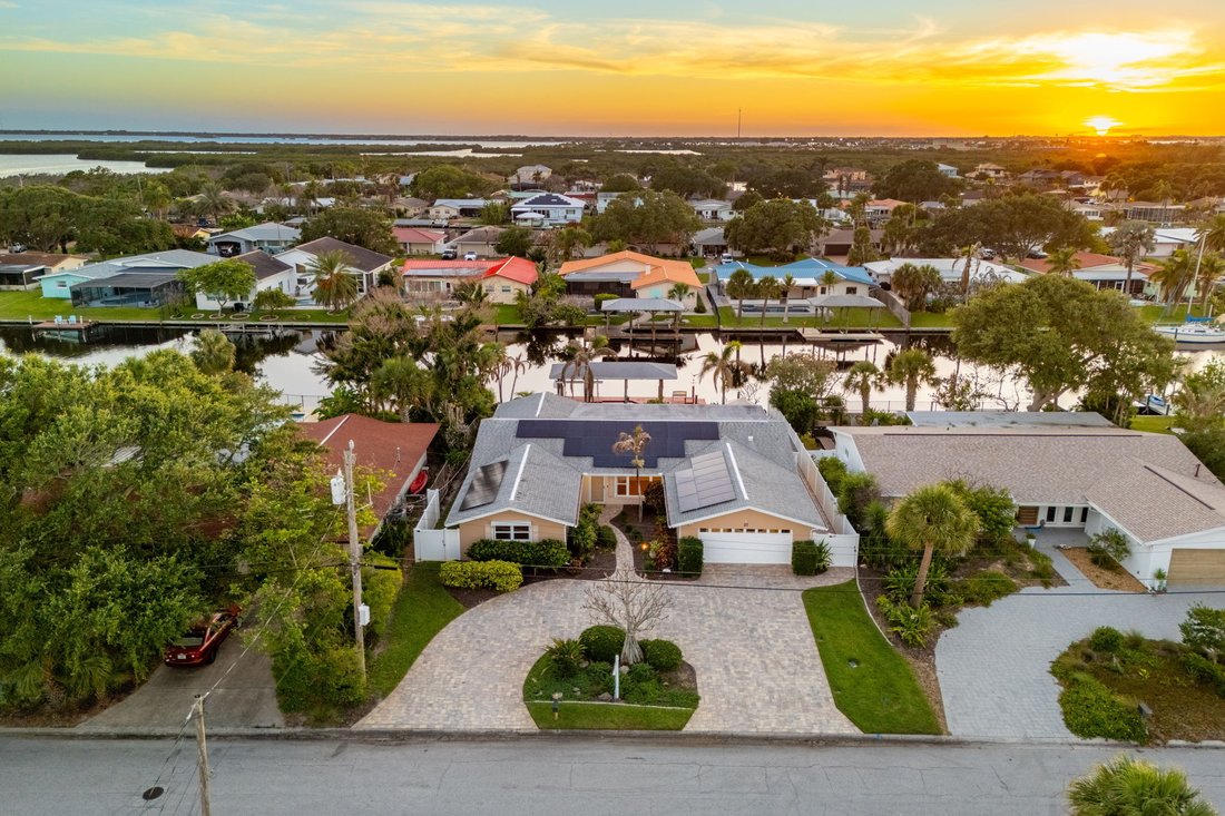 House in Cocoa Beach, Florida, United States 1 - 18157335