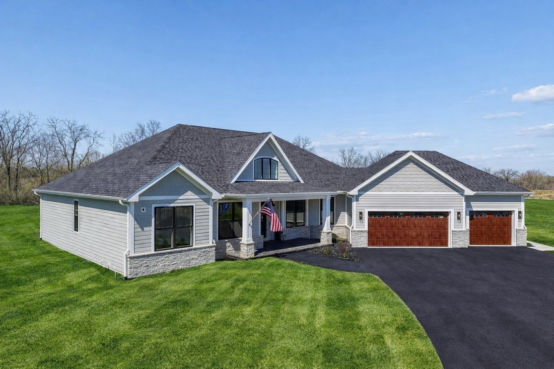 House in Marengo, Illinois, United States 1 - 15649821