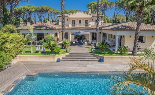 Villa in Valescure-Vaulongue-Clair Bois-Vallon Suveret, Saint-Raphaël, France 1