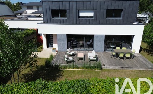 Casa a Bernus-Kergypt-Keruzen-Campen, Vannes, Francia 1