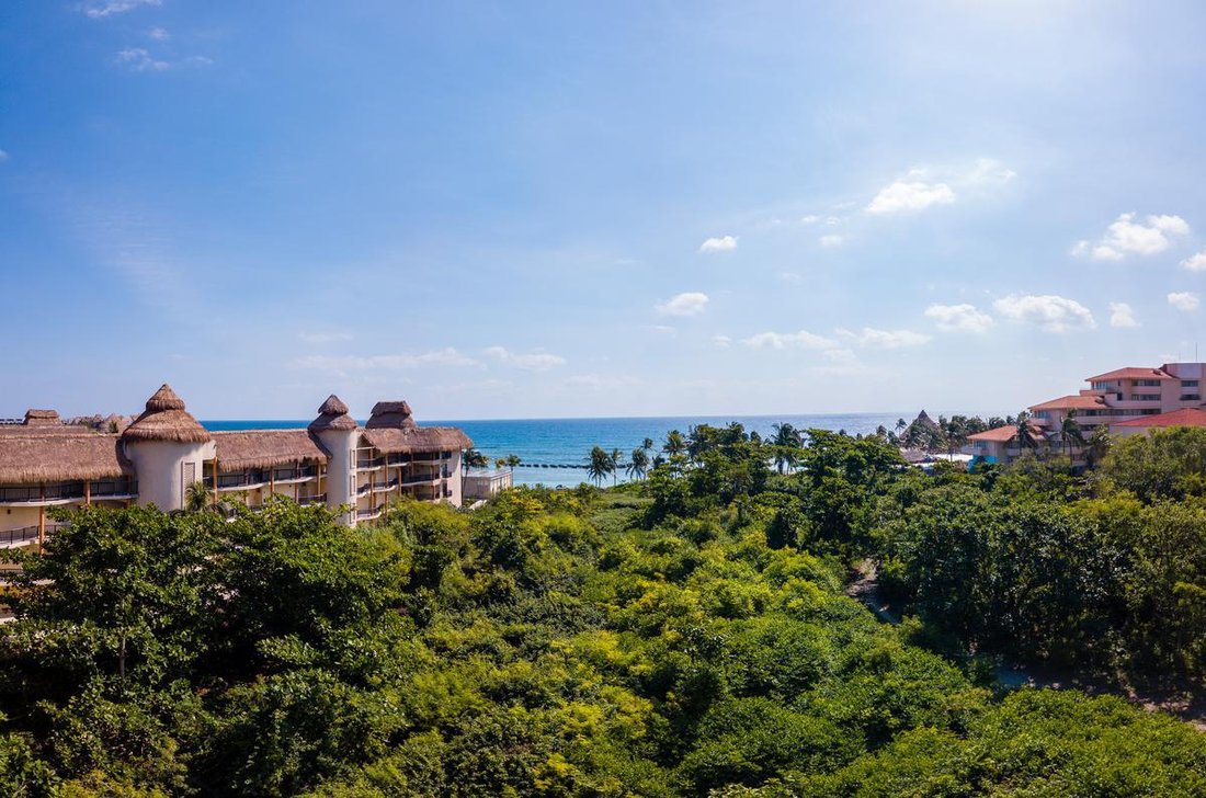 Apartment in Puerto Aventuras, Quintana Roo, Mexico 1 - 18165432