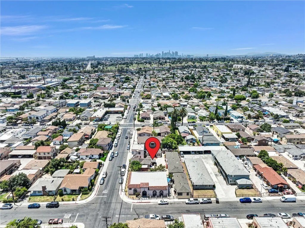 East Los Angeles, California, United States 2 - 18158783