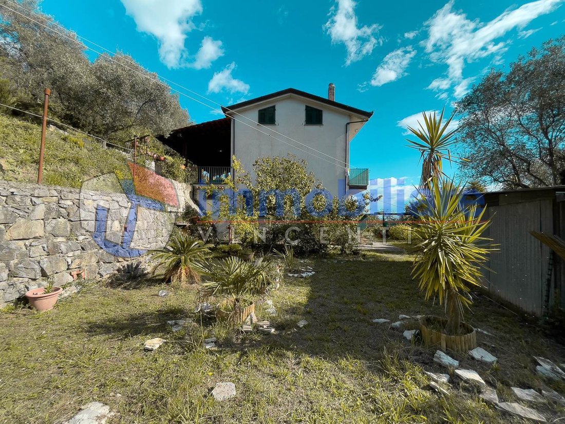 Villa in Vezzano Alto - Vezzano Basso, Vezzano Ligure, Liguria 3 - 16721989