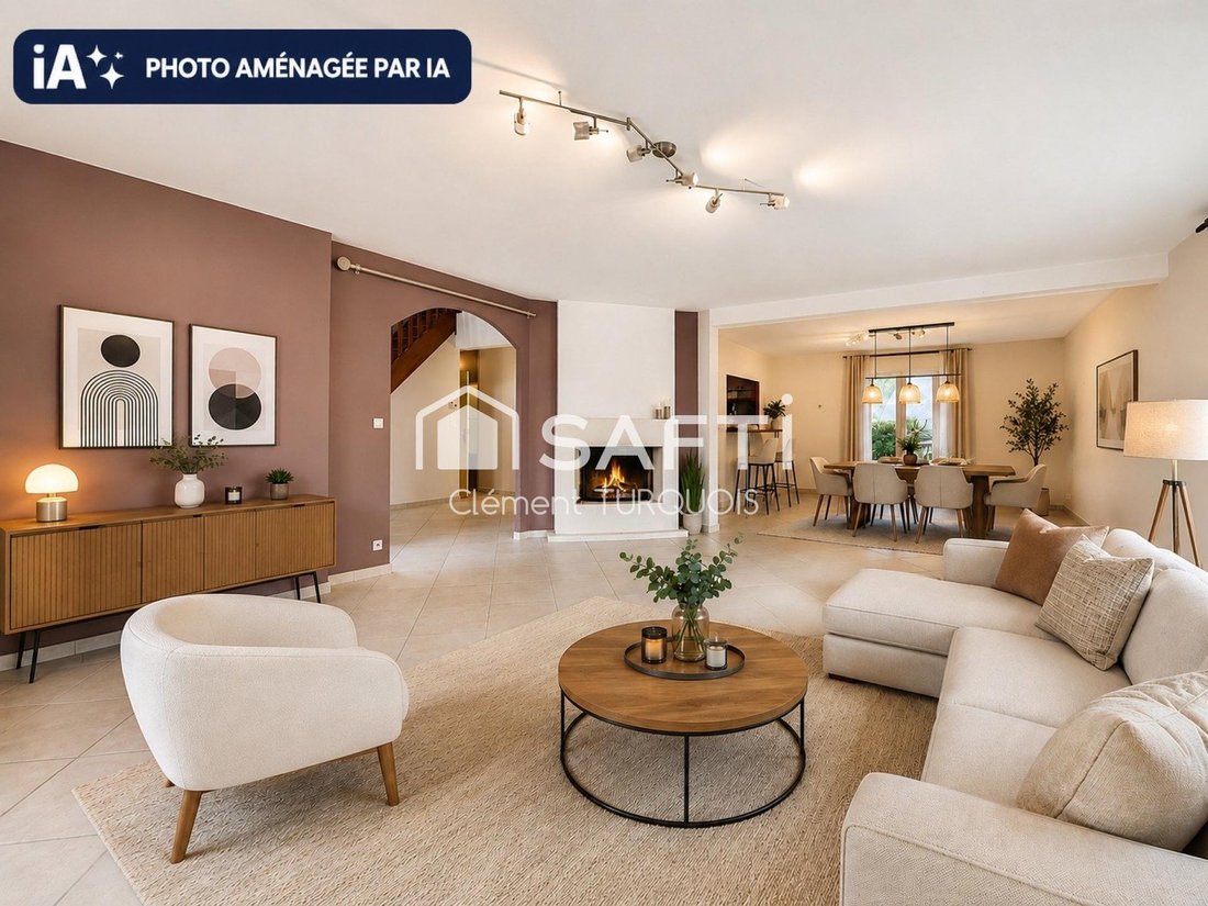 House in Saint-Cyr-sur-Loire, Centre-Val de Loire, France 4 - 16910763