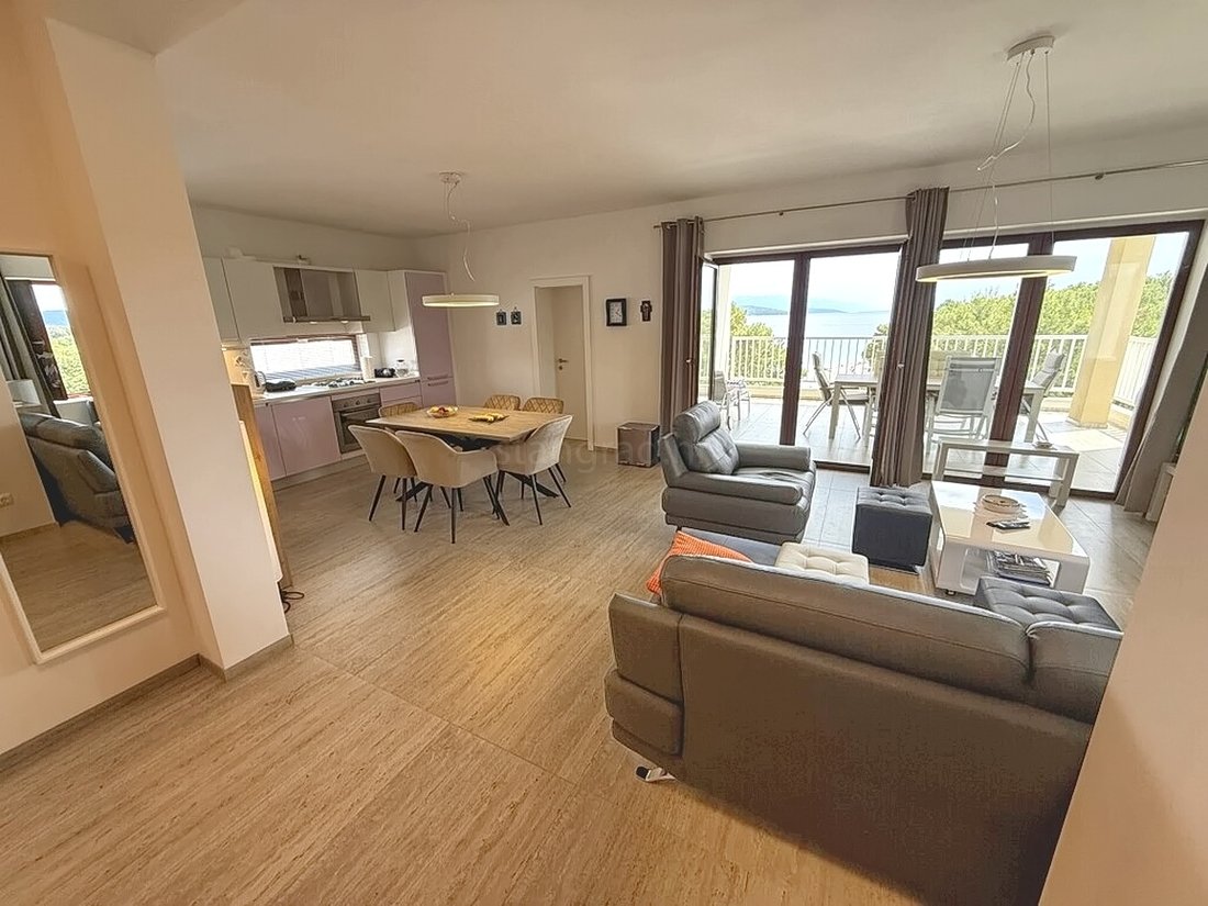 Apartment in Krk, Primorje-Gorski Kotar County, Croatia 4 - 15361375