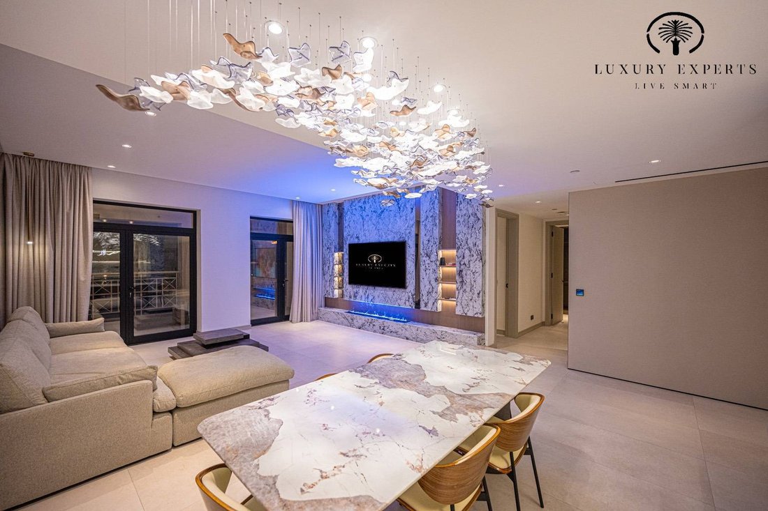 Apartment in Palm Jumeirah, Dubai, United Arab Emirates 1 - 18155241