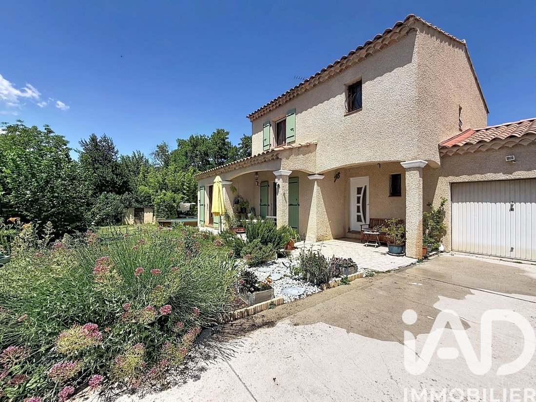 House in Saint-Zacharie, Provence-Alpes-Côte d'Azur, France 3 - 18161355