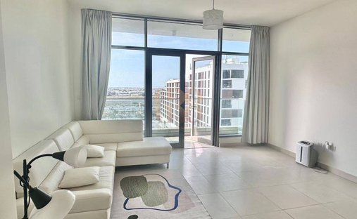 Apartment in Hadaeq Sheikh Mohammed Bin Rashid, Dubai, United Arab Emirates 1
