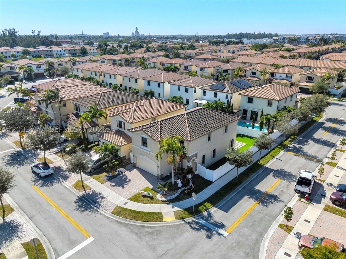 House in Miami Lakes, Florida, United States 3 - 18160137