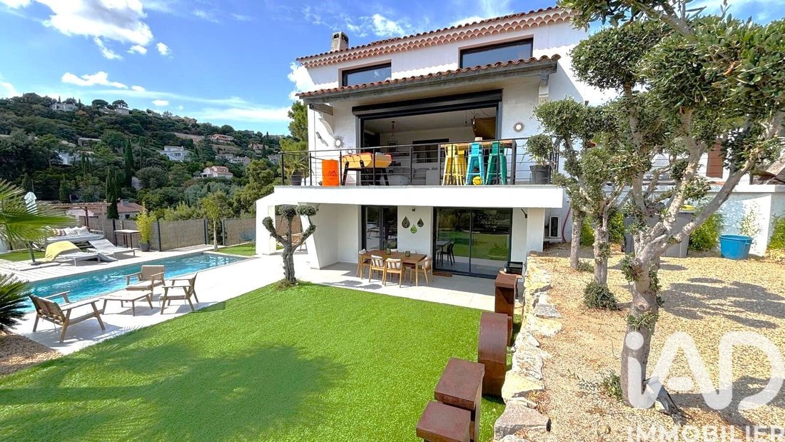 House in Les Issambres, Roquebrune-sur-Argens, France 3 - 18169341
