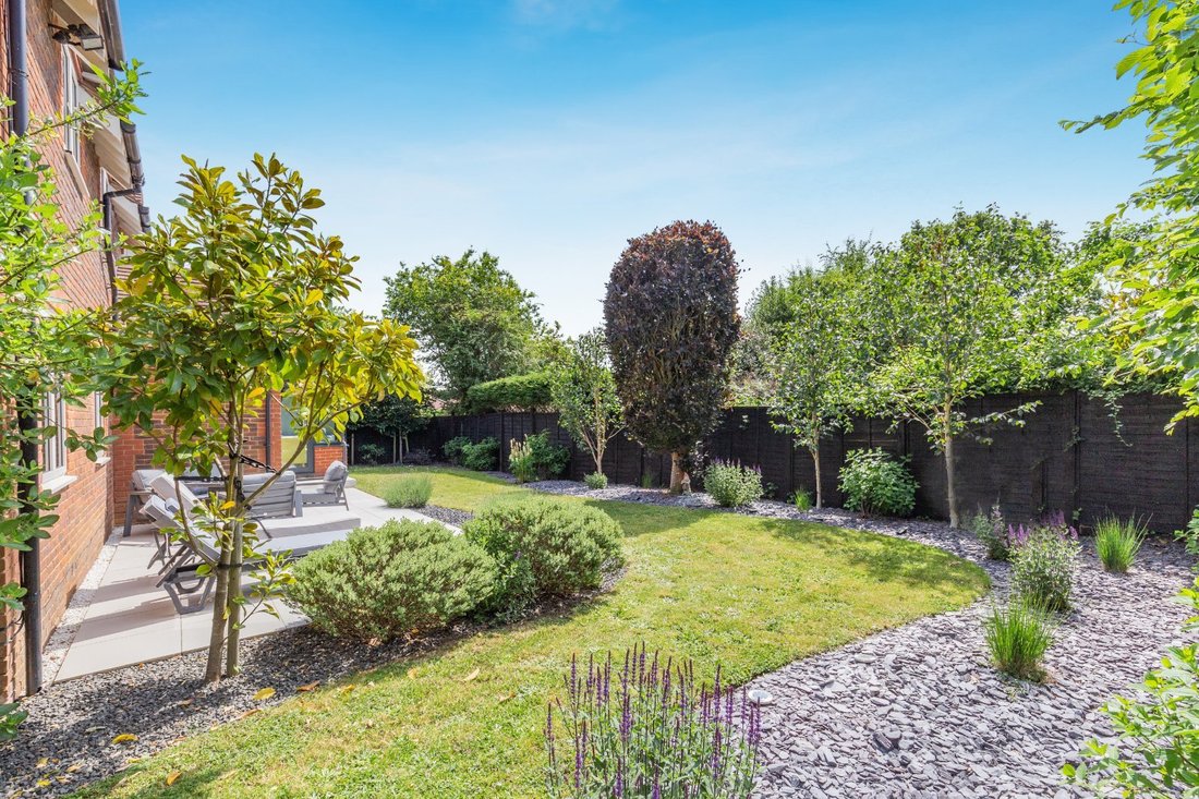 House in Liphook, England 2 - 18154662
