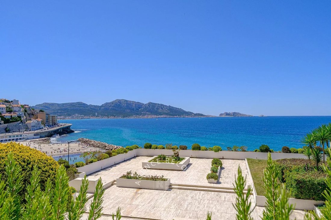 Apartment in Rayol-Canadel-sur-Mer, Provence-Alpes-Côte d'Azur, France 2 - 18156604