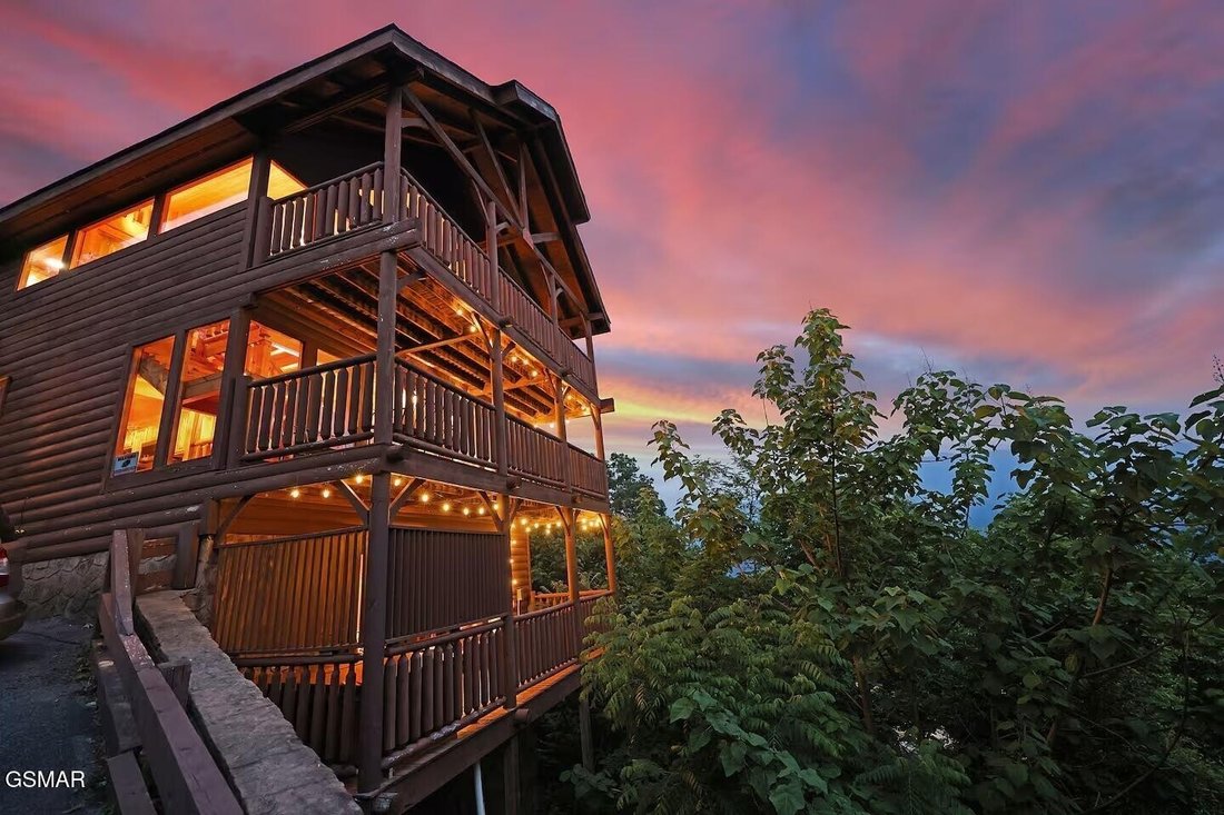 House in Gatlinburg, Tennessee, United States 2 - 18159891