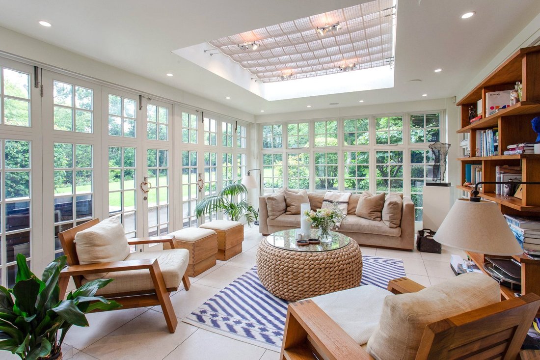 House in Hampstead Garden Suburb, Barnet, England 2 - 18159485