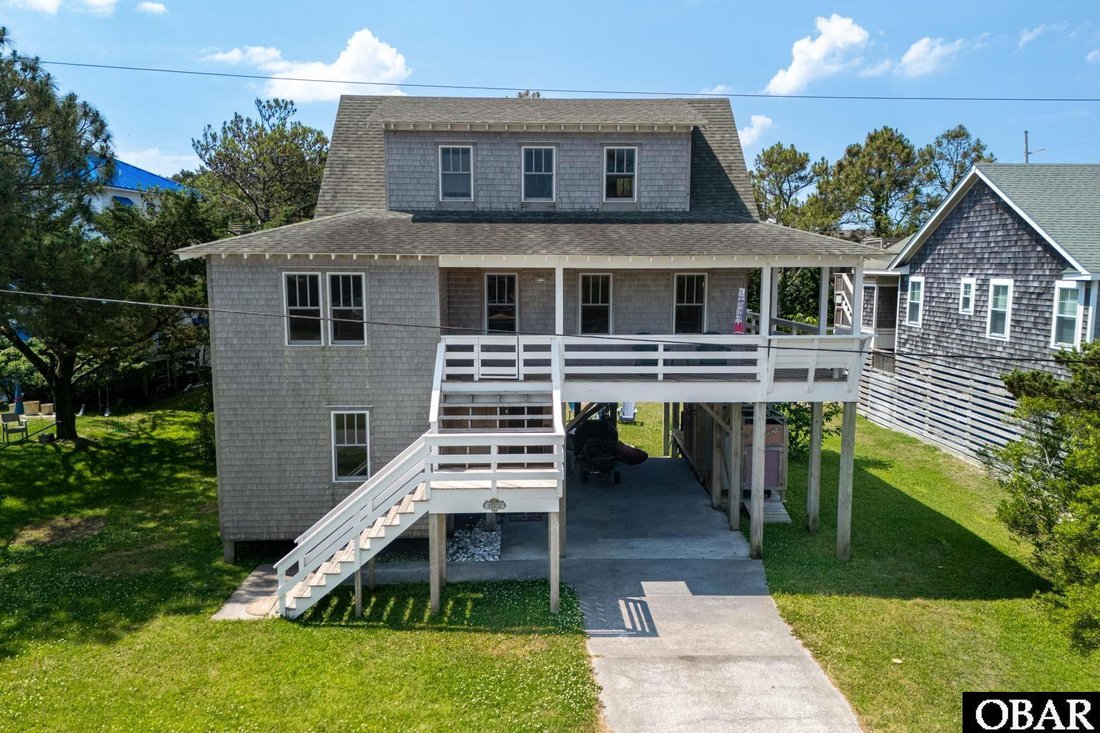 House in Waves, North Carolina, United States 1 - 18154490